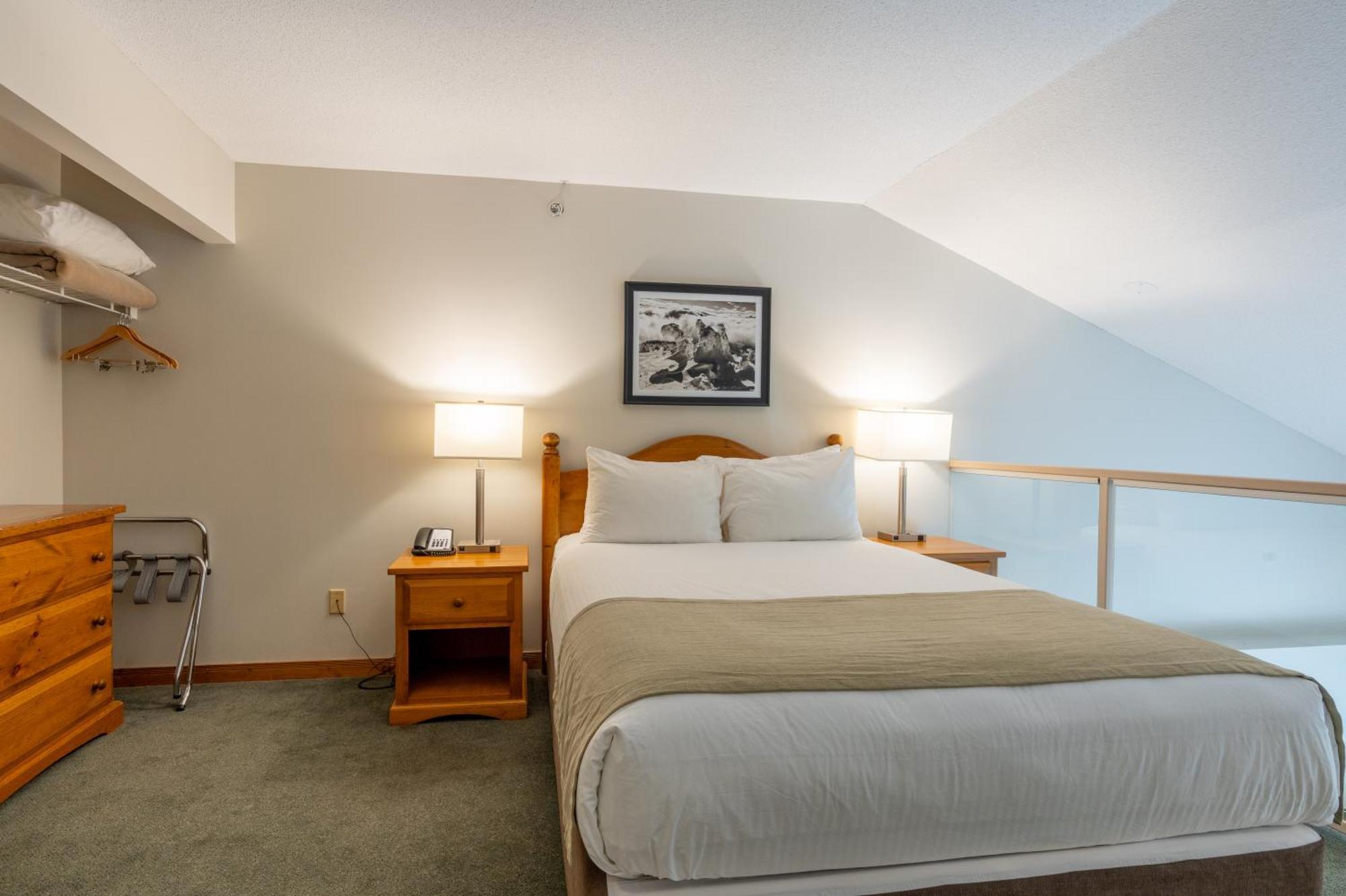 Sundance Lodge Sun Peaks Exteriör bild