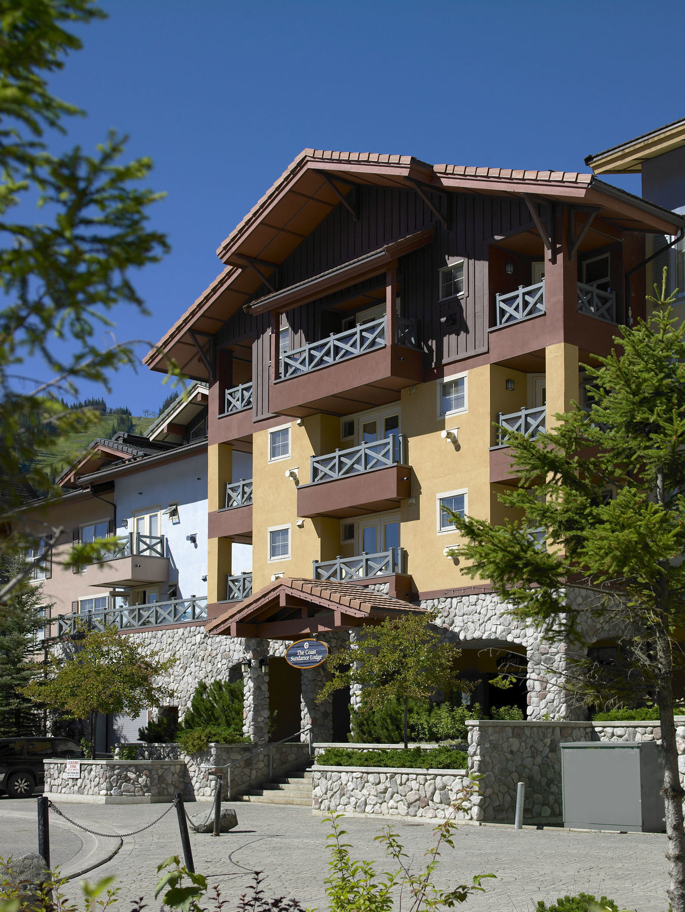 Sundance Lodge Sun Peaks Exteriör bild